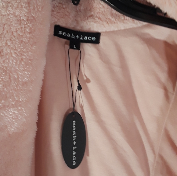 Mesh +lace with pockets - Picture 3 of 5